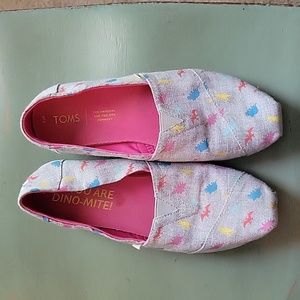Toms size 8 Dinosaur shoes